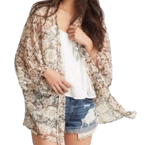 🤑 5/$20 American Eagle Outfitters Floral Print Brown and Cream Kimono - Picture 1 of 9